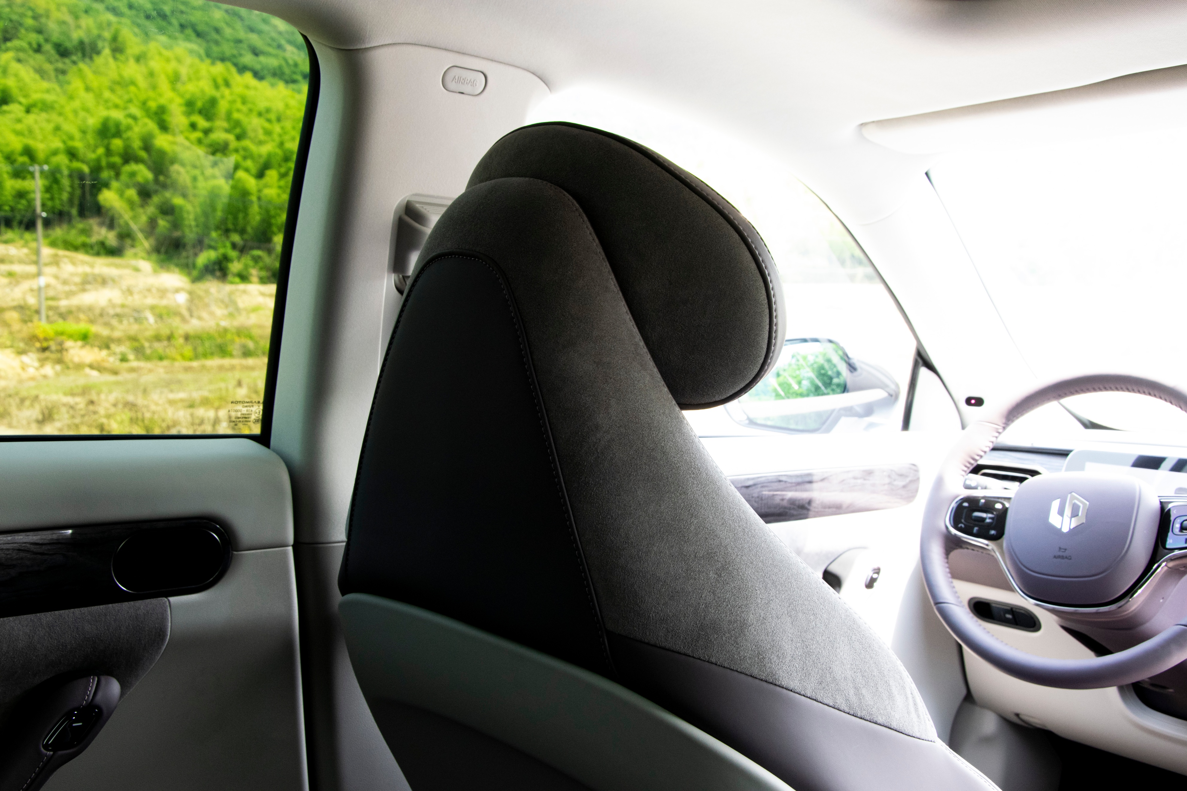 零跑c11增程这车值得买吗,为什么大家都选零跑全新c11