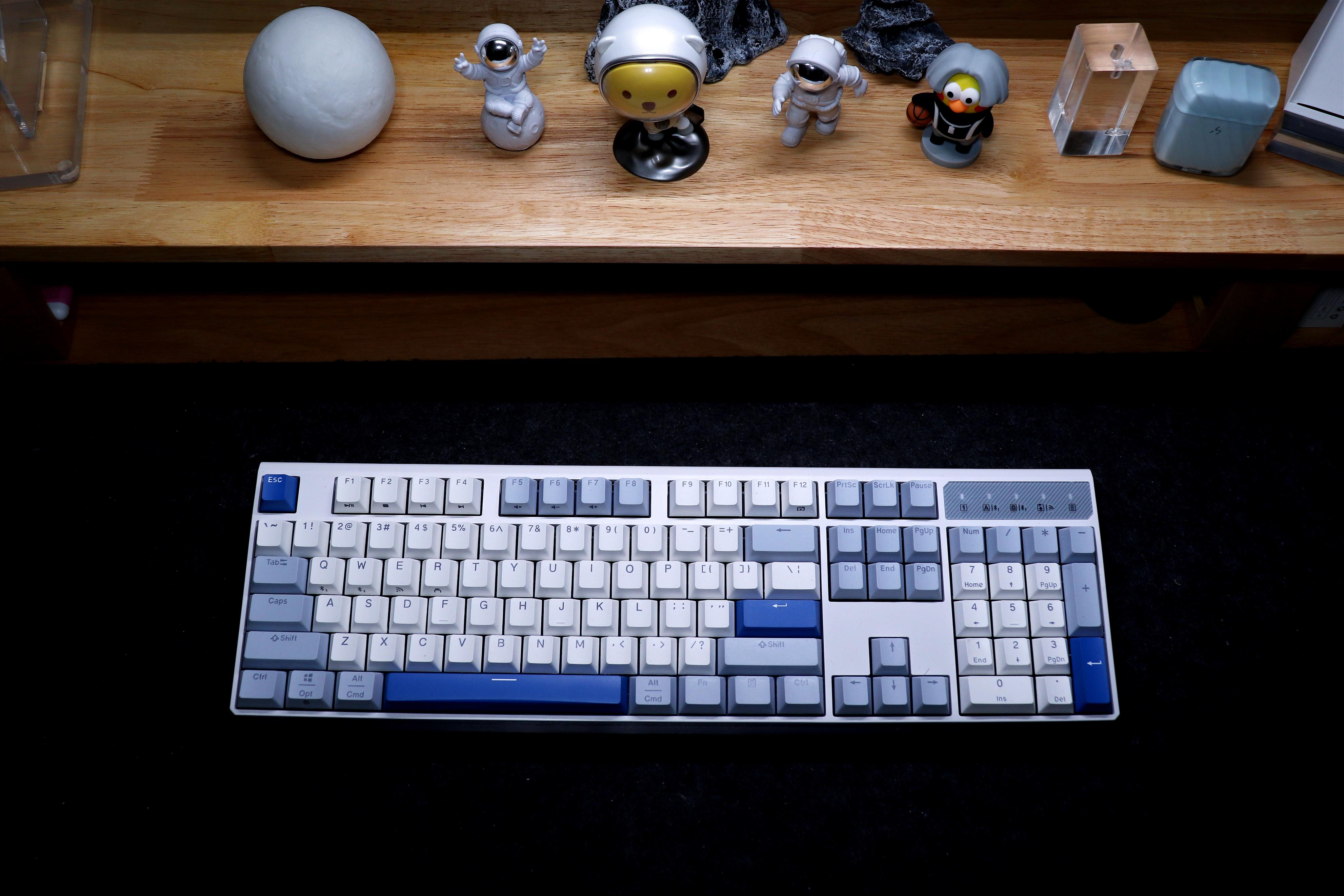 杜伽白泽机械键盘评测,杜伽K610W无线机械键盘