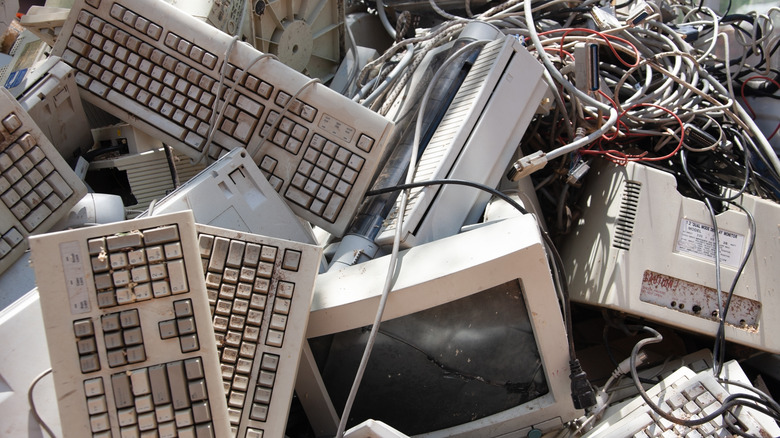 电脑键盘的各个键的功能和用途,不用了的电脑键盘能拿来做什么