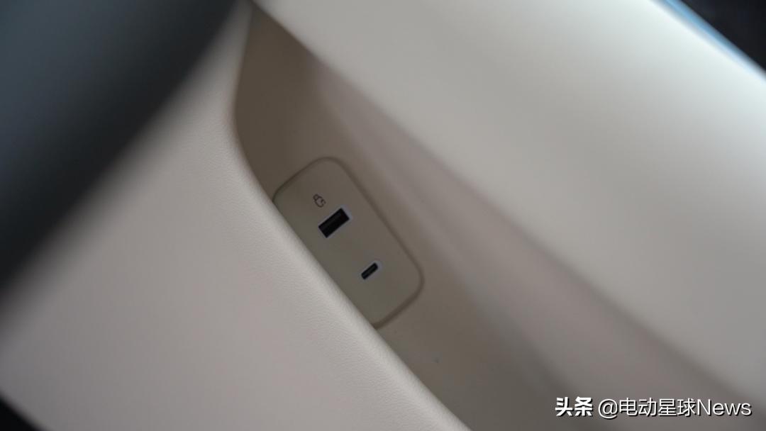 aito问界m5初体验,aito问界m5跟华为什么关系