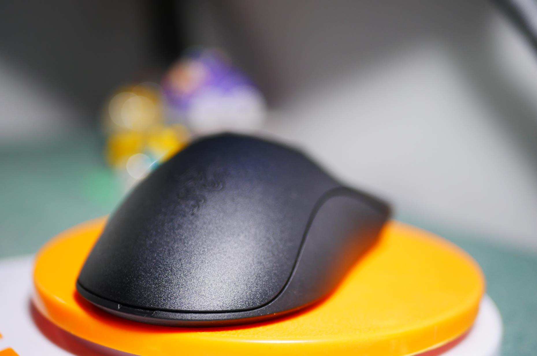 雷蛇炼狱蝰蛇v2x无线测评,雷蛇炼狱蝰蛇v2特别版测评