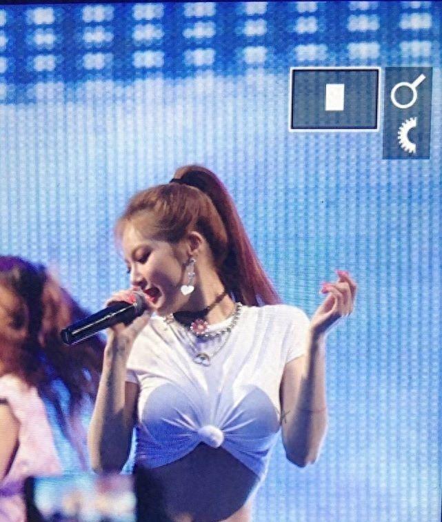 韩国女星泫雅表演,韩国女星泫雅拍戏视频