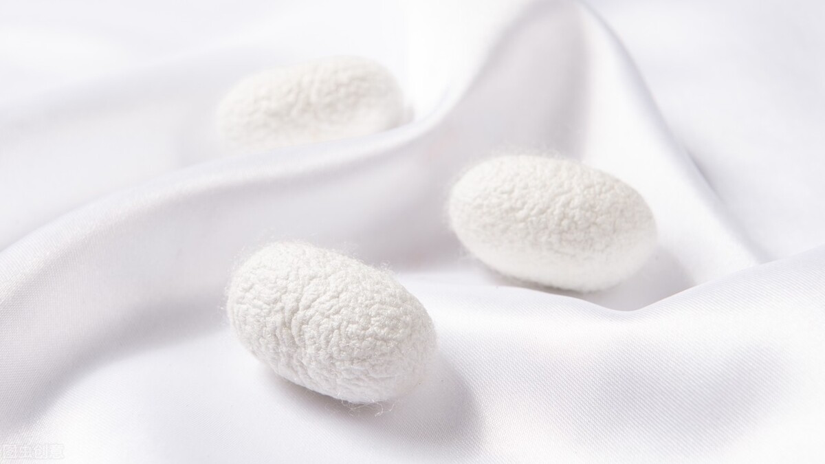 如何鉴别蚕丝被面料,蚕丝被怎么辨别蚕丝的真假