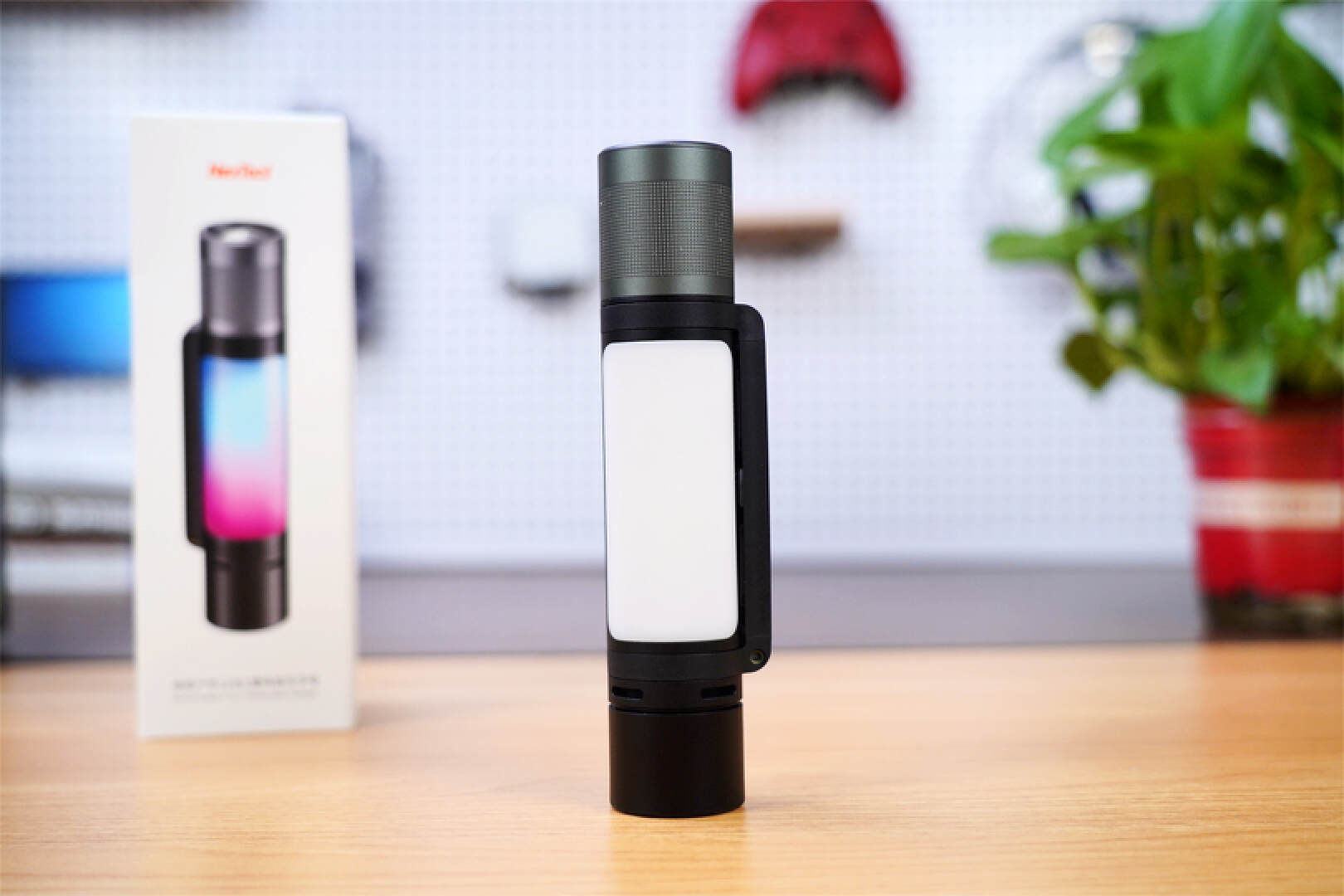 纳拓十二合一雷鸣音乐手电测评,神奇户外灯多功能高端露营灯