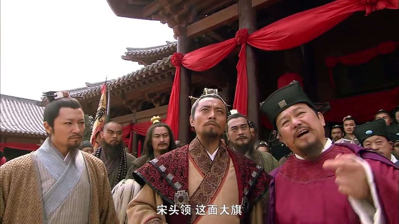 占山为王做百亿生意！露营经济，这是作死