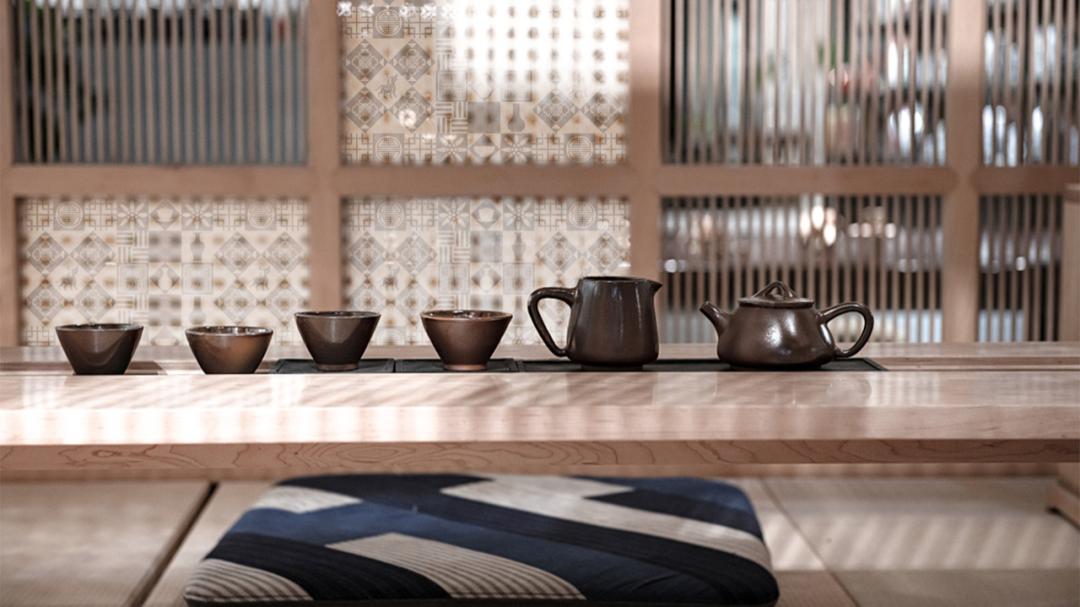 景德镇陶瓷业在发展面临哪些挑战,景德镇陶瓷未来发展方向