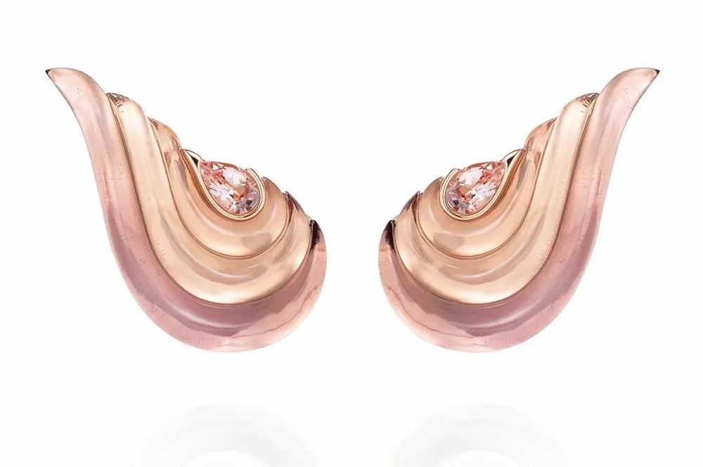 苏富比上拍戴妃紫水晶项链坠，竟然被卡戴珊抢到？她真的赚到了吗？