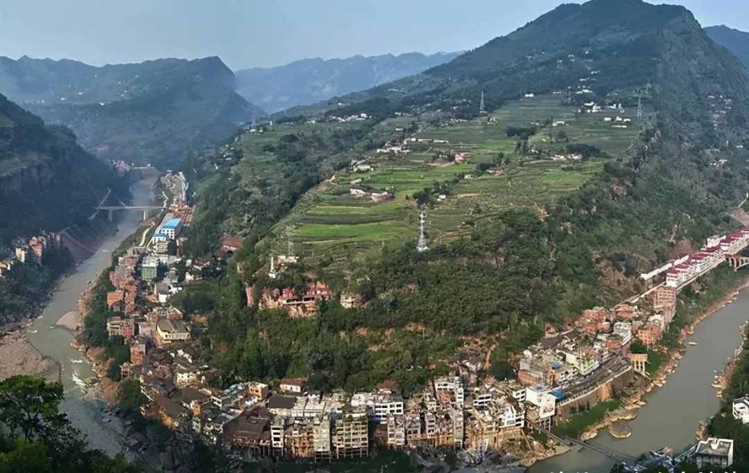 云南的小县城还有没有发展,云南的城市为什么叫州