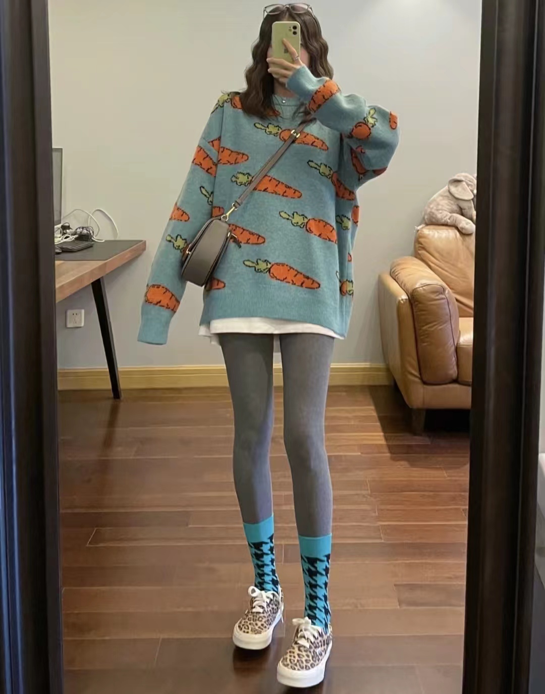 提臀紧身牛仔裤的搭配,腰瘦大腿粗紧身裤怎么搭