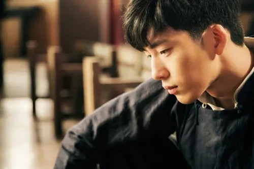 井柏然倪妮分手对此你们怎么看,原谅抛弃自己的父亲