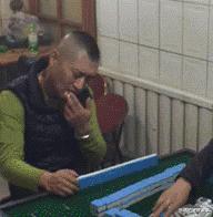 “女友闺蜜深夜约我看海，该注意啥？”