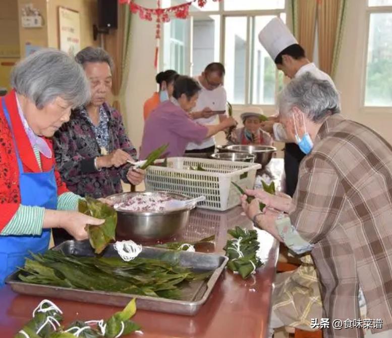 过端午除了吃粽子还要吃什么,端午节除了要吃粽子还有要吃什么