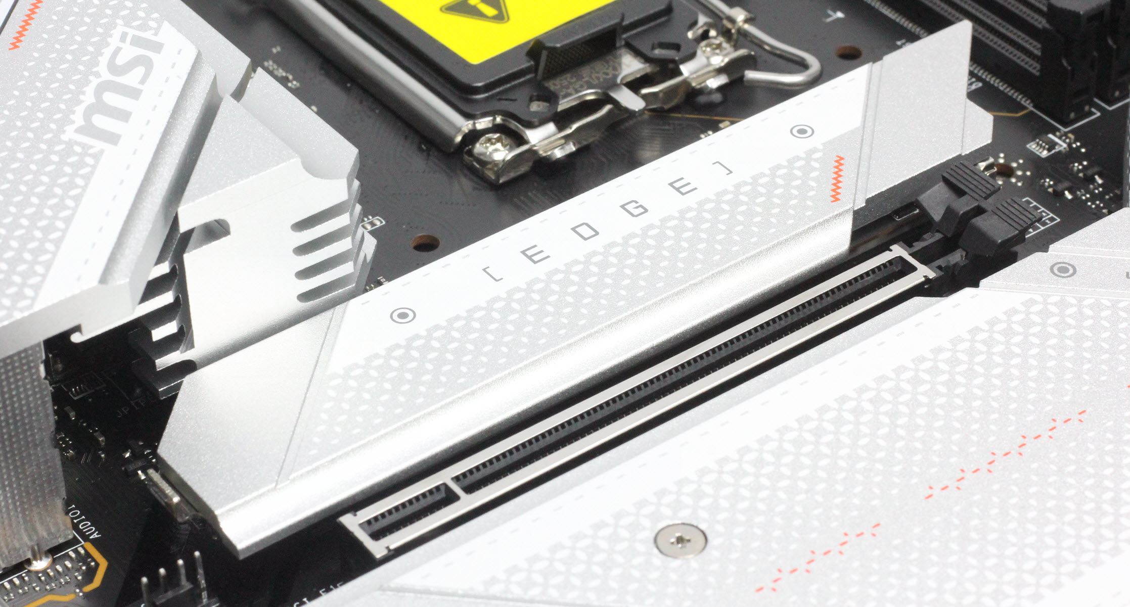 i513600kf搭配4070super750w电源够吗,4000元左右i513600kf电脑配置