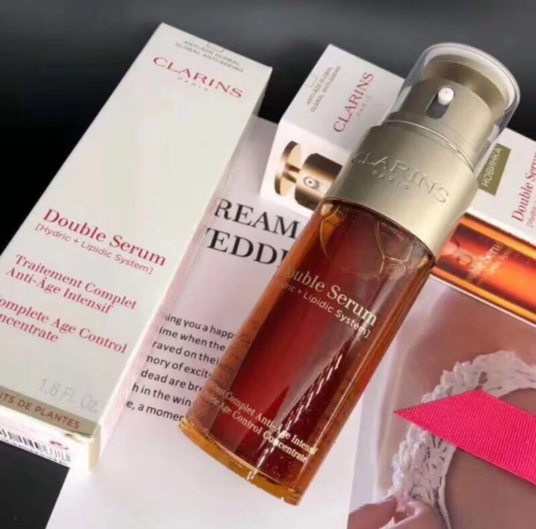 赫莲娜与娇韵诗精华对比,娇韵诗和赫莲娜精华哪个更抗老