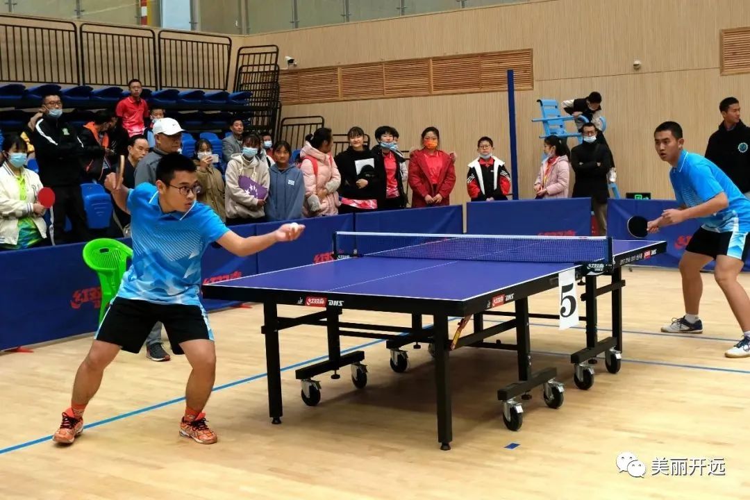 来30℃的开远挥洒汗水！《人民日报》点赞开远体育运动