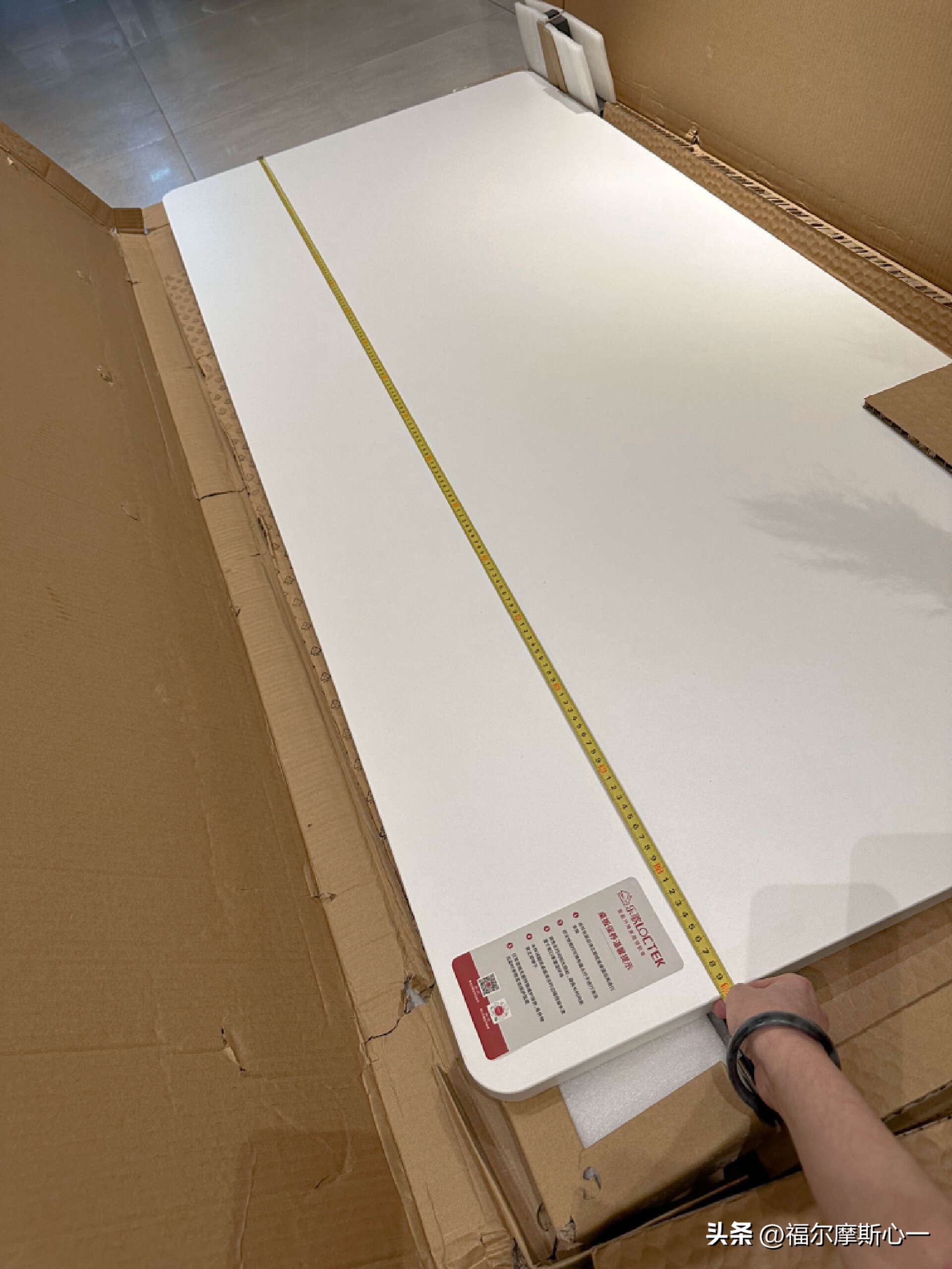 如何合理布局电脑桌,电脑桌怎么改造比较好看