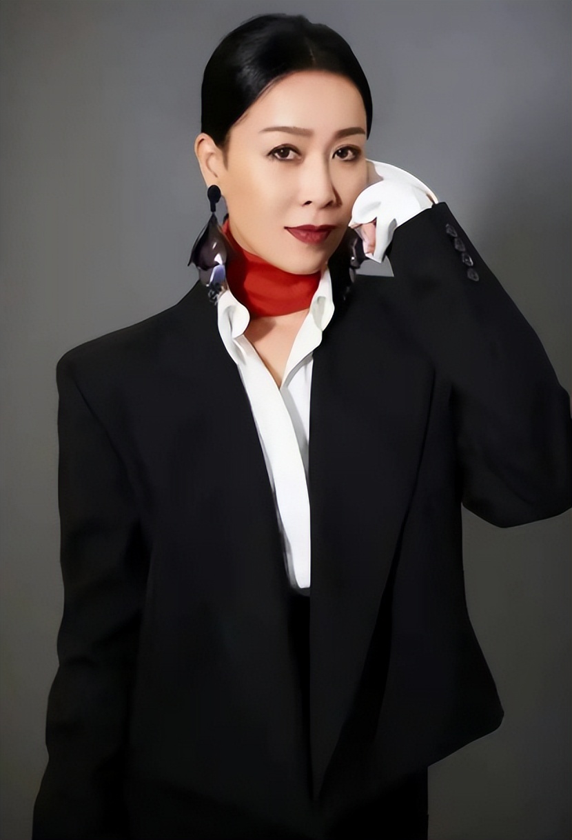 那英与孟桐哪一年结婚的,那英喜欢孟桐还是高峰