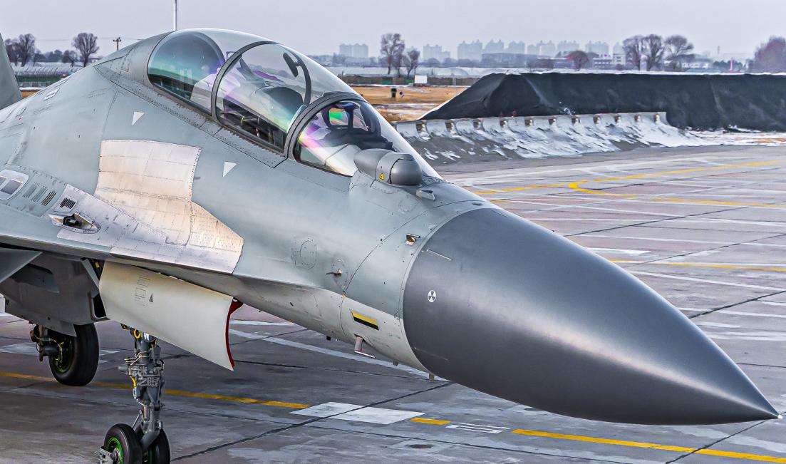 解放军歼16运20细节,中国歼16图片