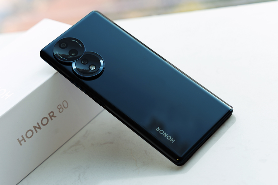 最新款手机性价比最高的一款手机,最新的手机哪一款比较性价比高