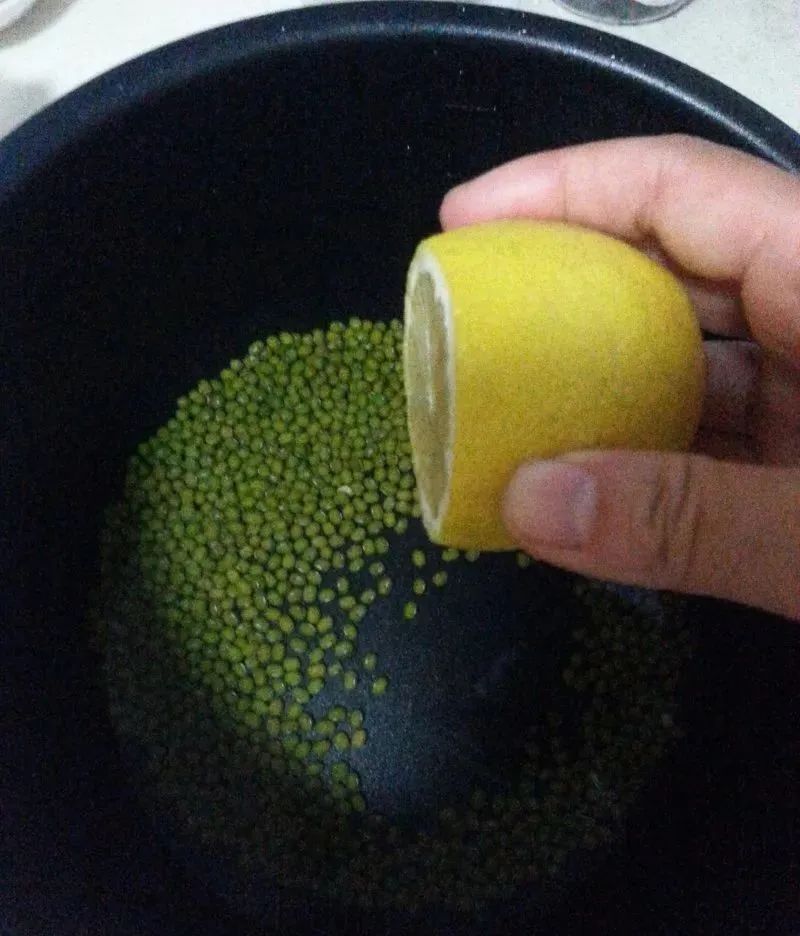 绿豆汤面的家常做法,菜谱美食家常菜绿豆汤