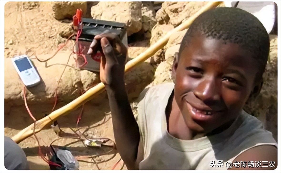 在中国没人收购的这种废品，到了非洲却被当成宝贝，网友：太有才