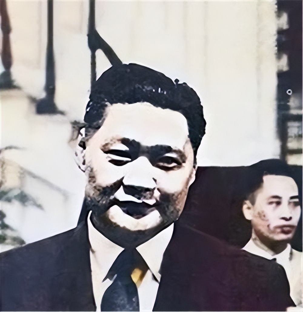 怒骂蒋介石是狗的叶公超，娶燕大校花出轨堂妹，后来怎样了？