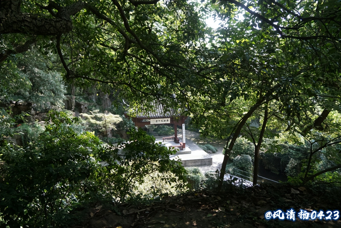 西湖有山名曰孤山(22——288)