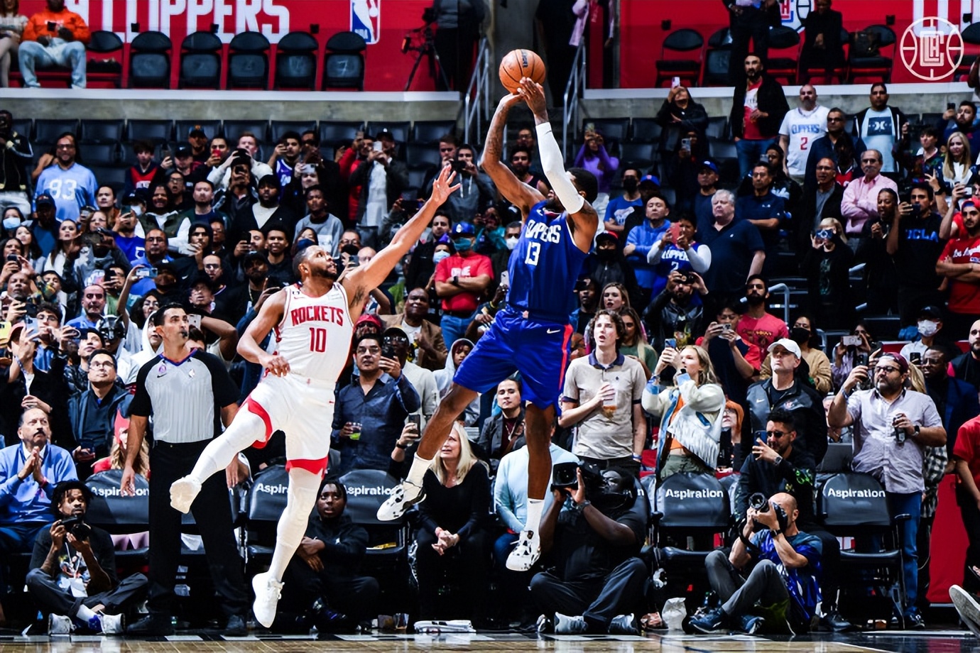 逗妹吐槽：穆帅手下大中锋，过掉门将打边网，他就是？