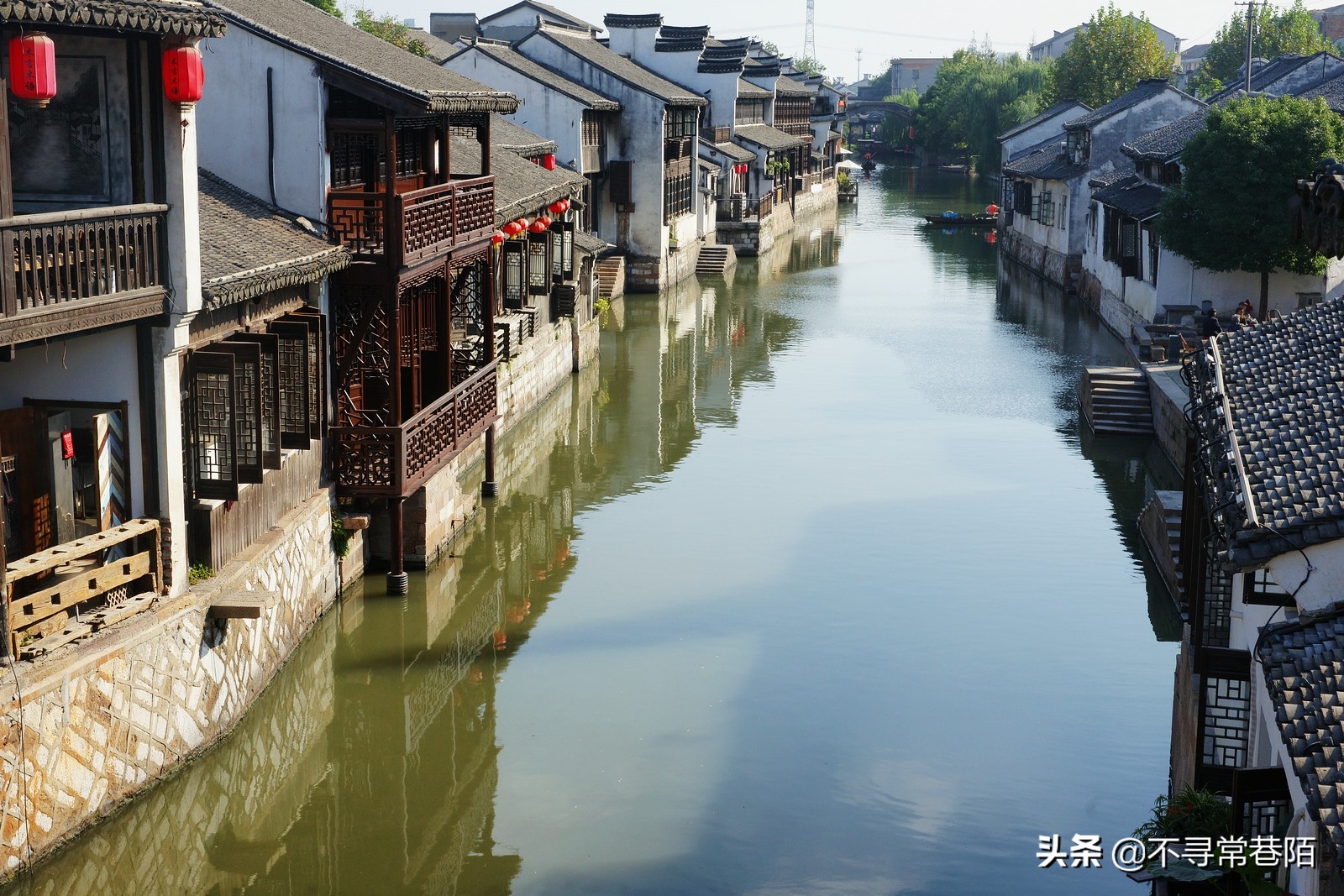 这里有许多历史悠久的古镇,从历史中走来的古镇