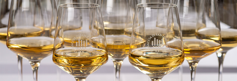 果香浓郁的半甜白葡萄酒,意大利撒丁岛最好的白葡萄酒