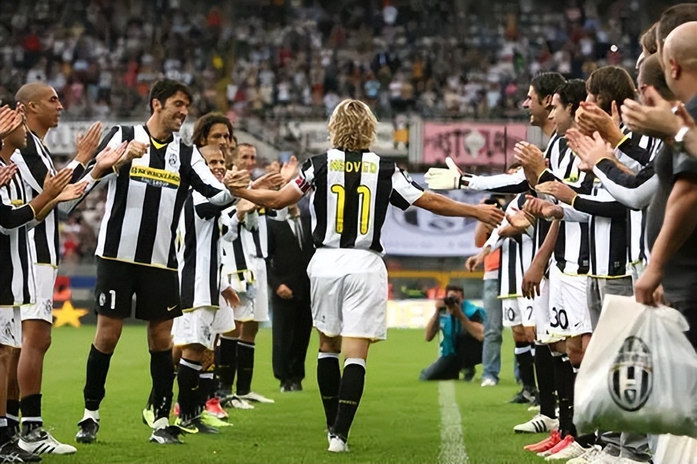 捷克重炮球员,捷克球星内德维德