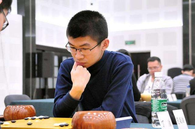 围棋亚运选拔范廷钰6连胜出线柯洁3天3败丁浩6战全败