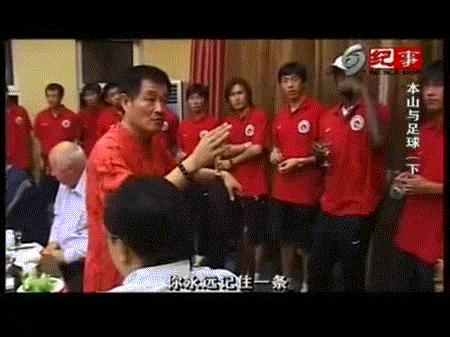 中国男篮假球,中国男篮男足为什么就打不好球