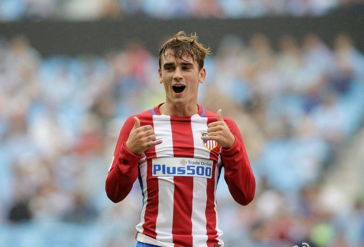 所有足球球星英文名字,足球球星外号大全