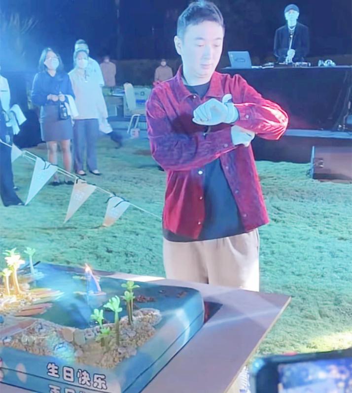 媒体证实王思聪打人被拘,媒体评王思聪打人