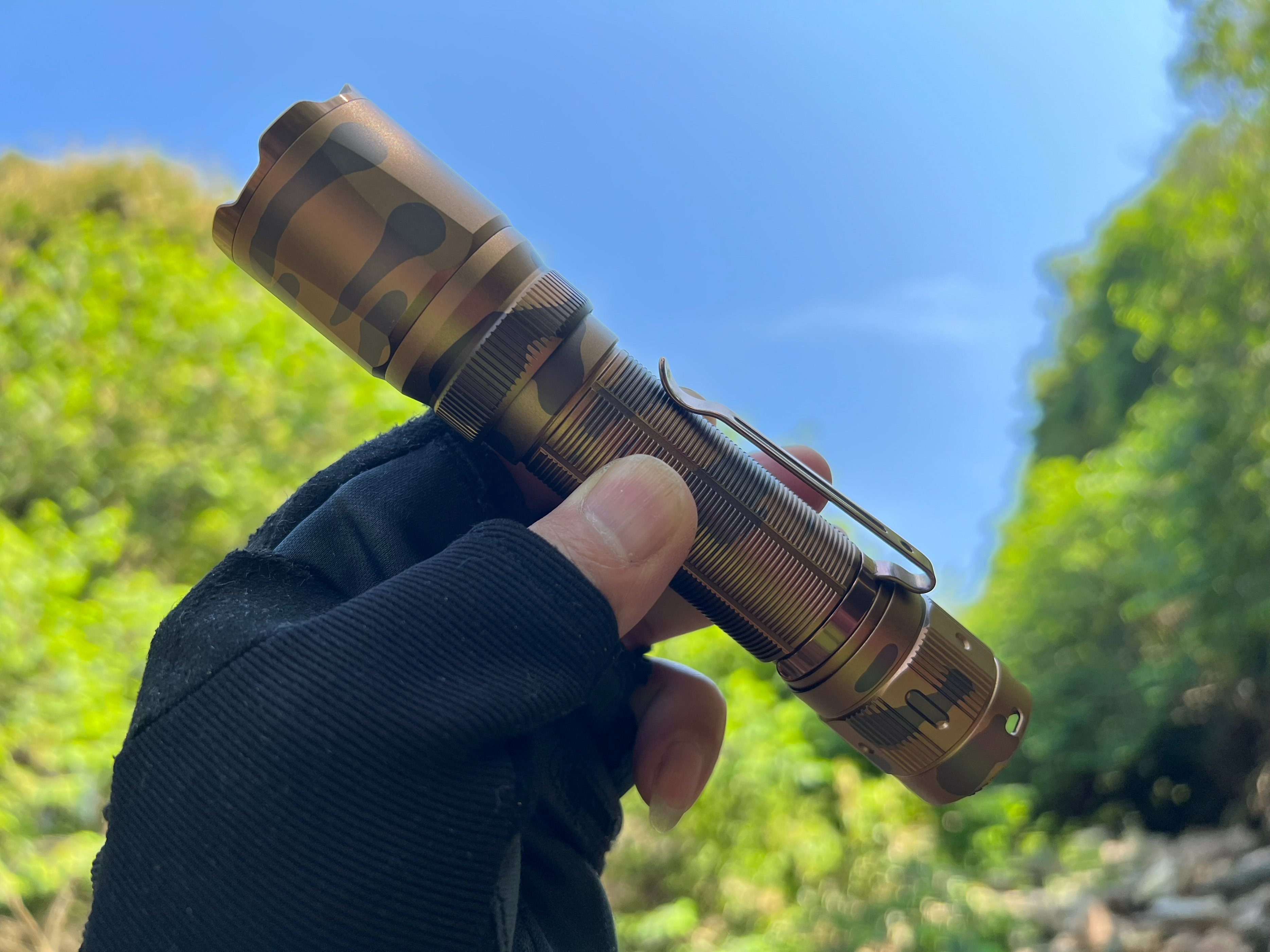 fenix手电测评tk35,fenixtk20uev2.0战术手电