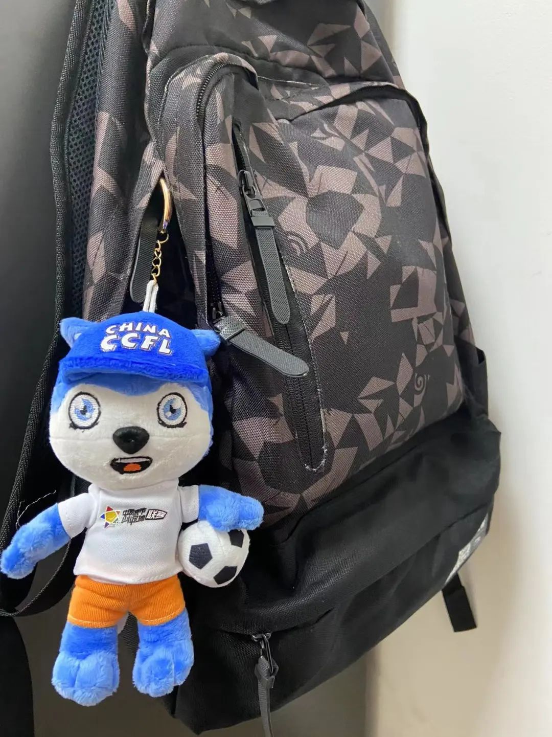 手慢无！“少足赛”吉祥物限量发售中！