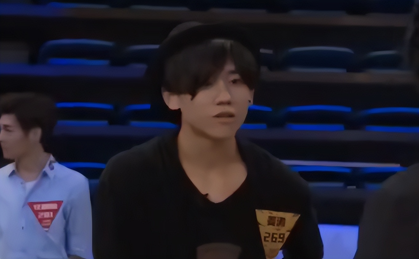 都红成顶流了，怎么一个赛一个丑？