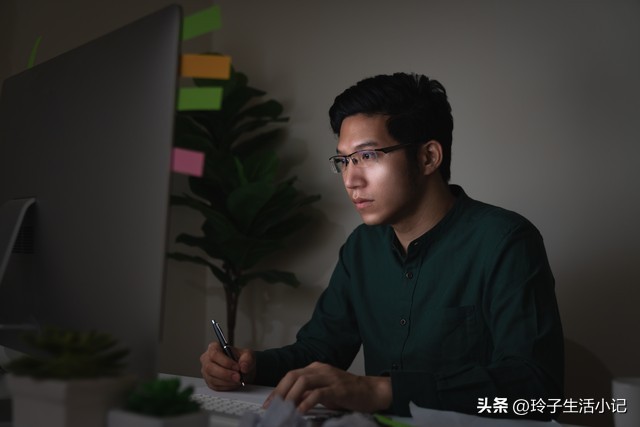 初三黑马逆袭励志句子,一个初中毕业的人该如何逆袭