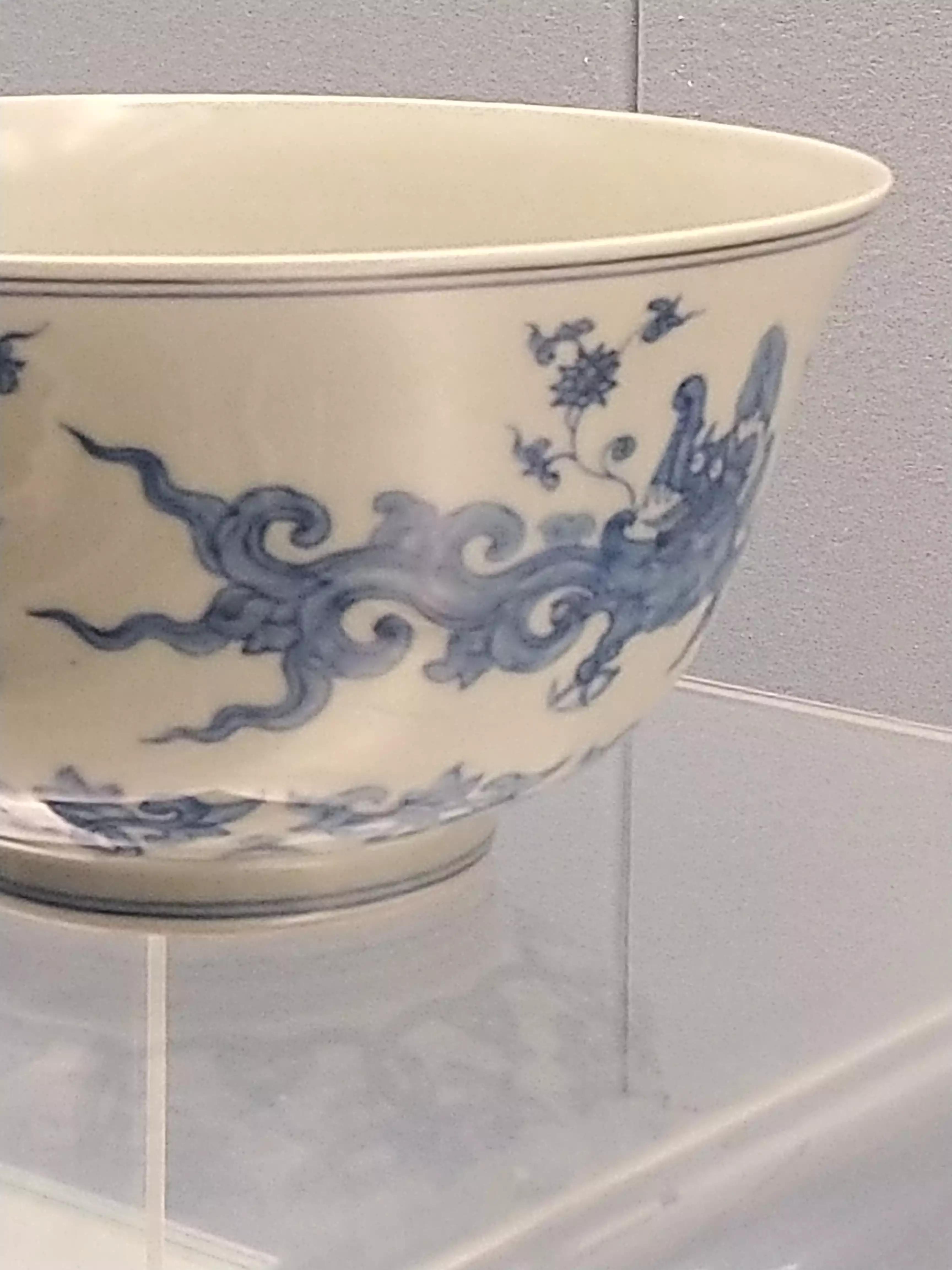 成化青花的鉴别方法,成化青花与仿品的区别