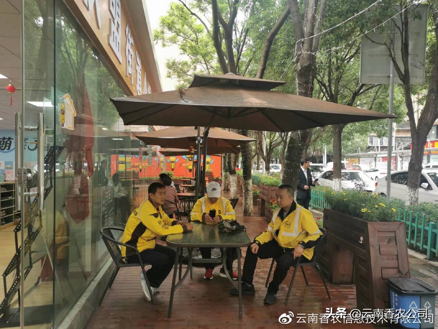 省民政厅调研组到雨城区,省财政厅调研组来我市调研