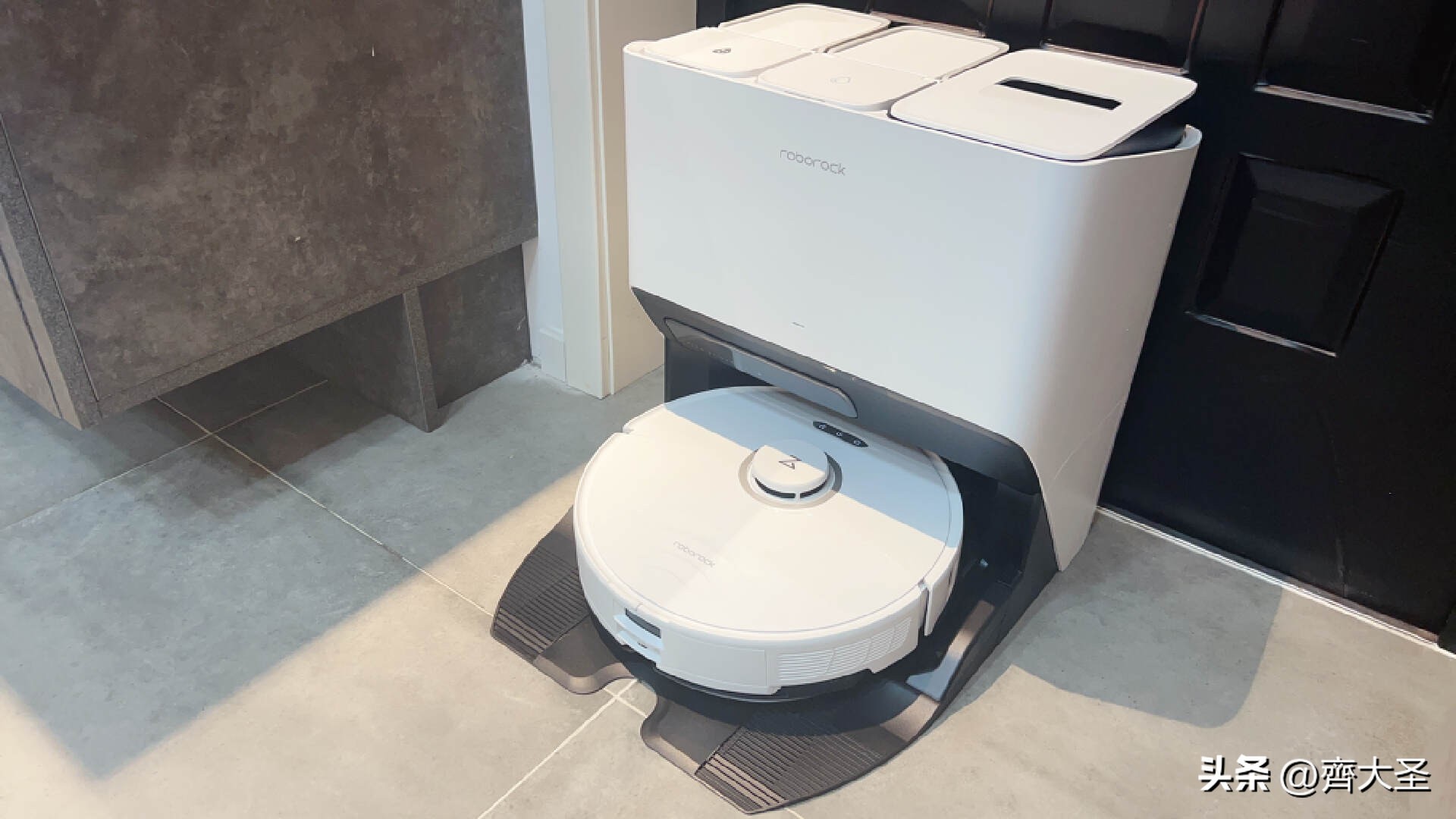 g10spure和p10pro哪个更值得入手,扫拖一体机器人评测石头g20