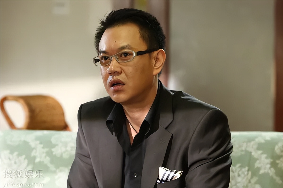 冯嘉怡个人资料图片,冯嘉怡年轻图片