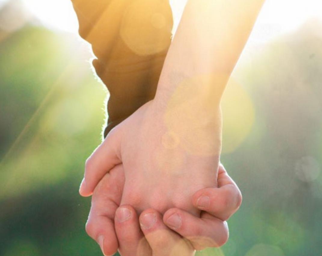 外婆的子宫孕育外孙！2015年，女子移植母亲子宫，4年后生下男婴