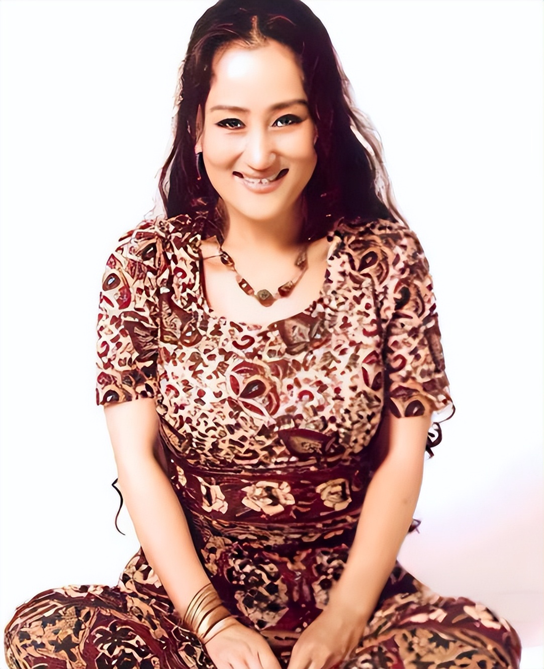 景岗山当年是几线歌手,演员景岗山为什么总喝酒