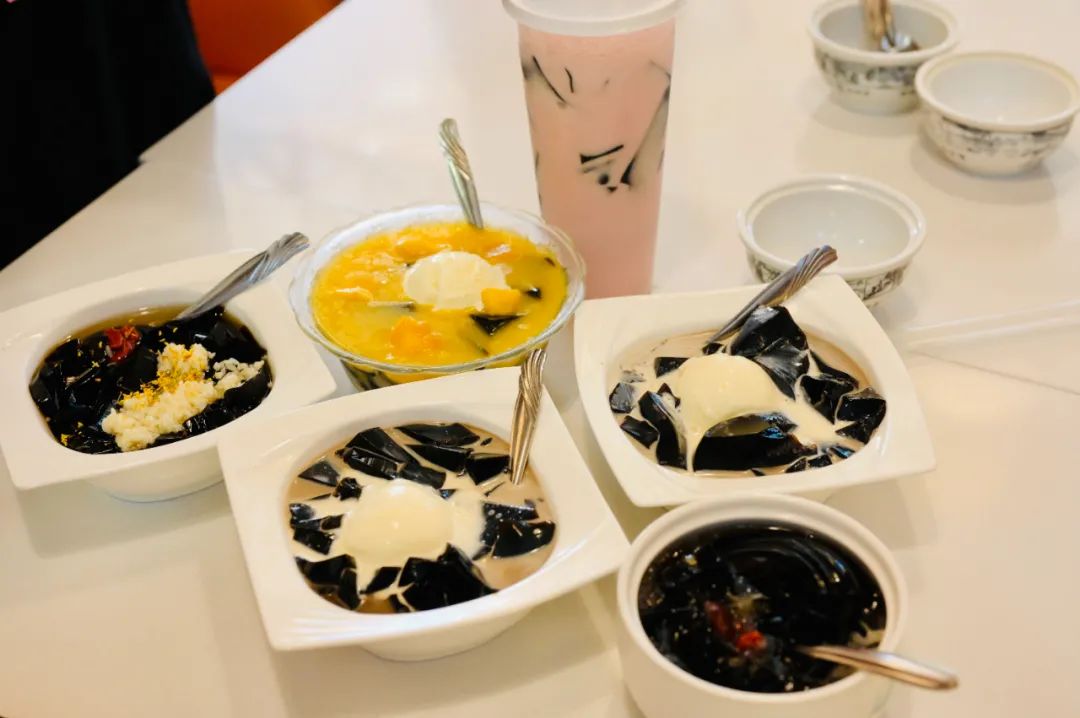 在这座岭南小城，喜欢广西和喜欢广东的都不会沉默