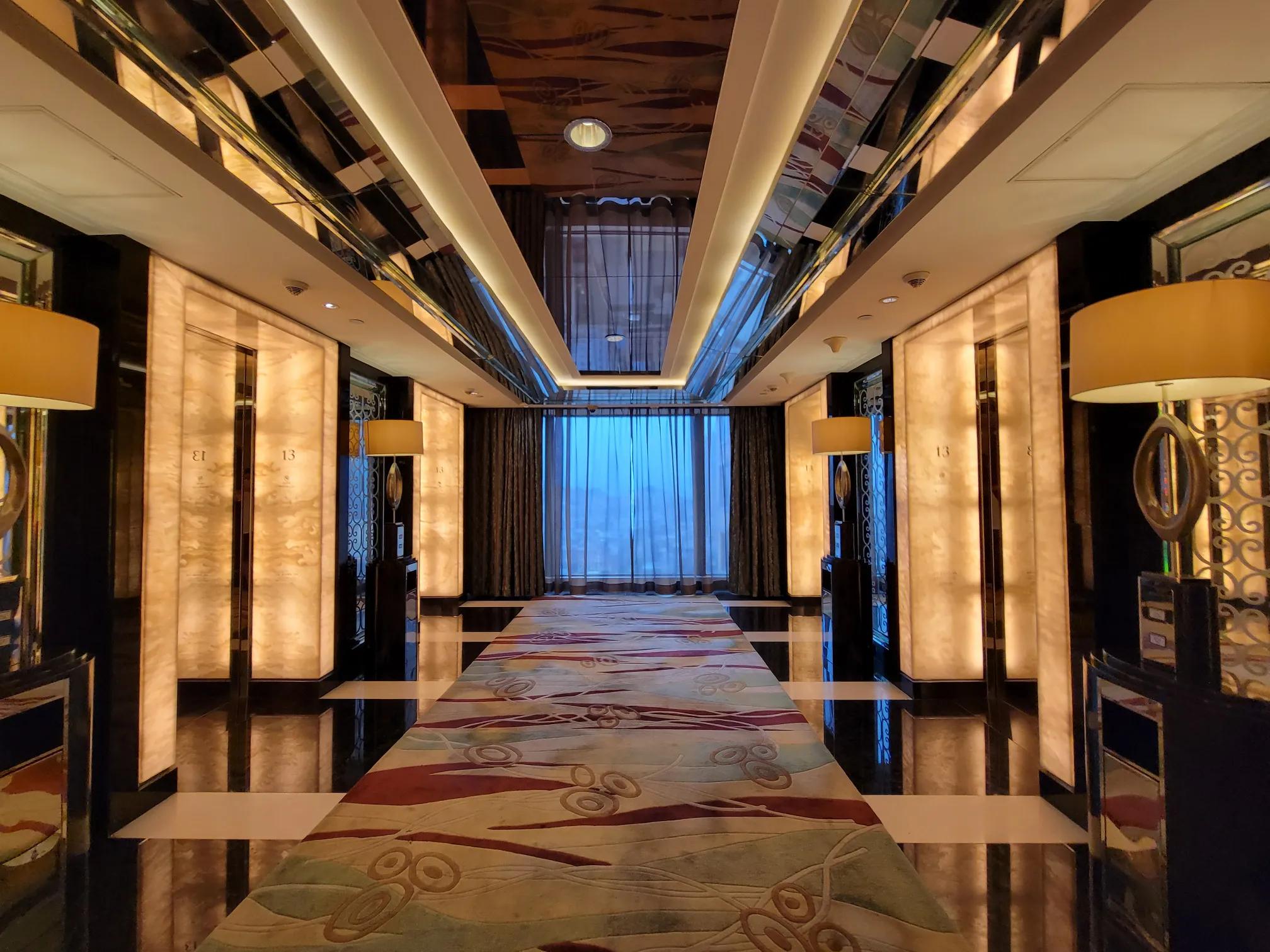 澳门索菲特酒店是五星级吗,澳门索菲特有名牌店吗