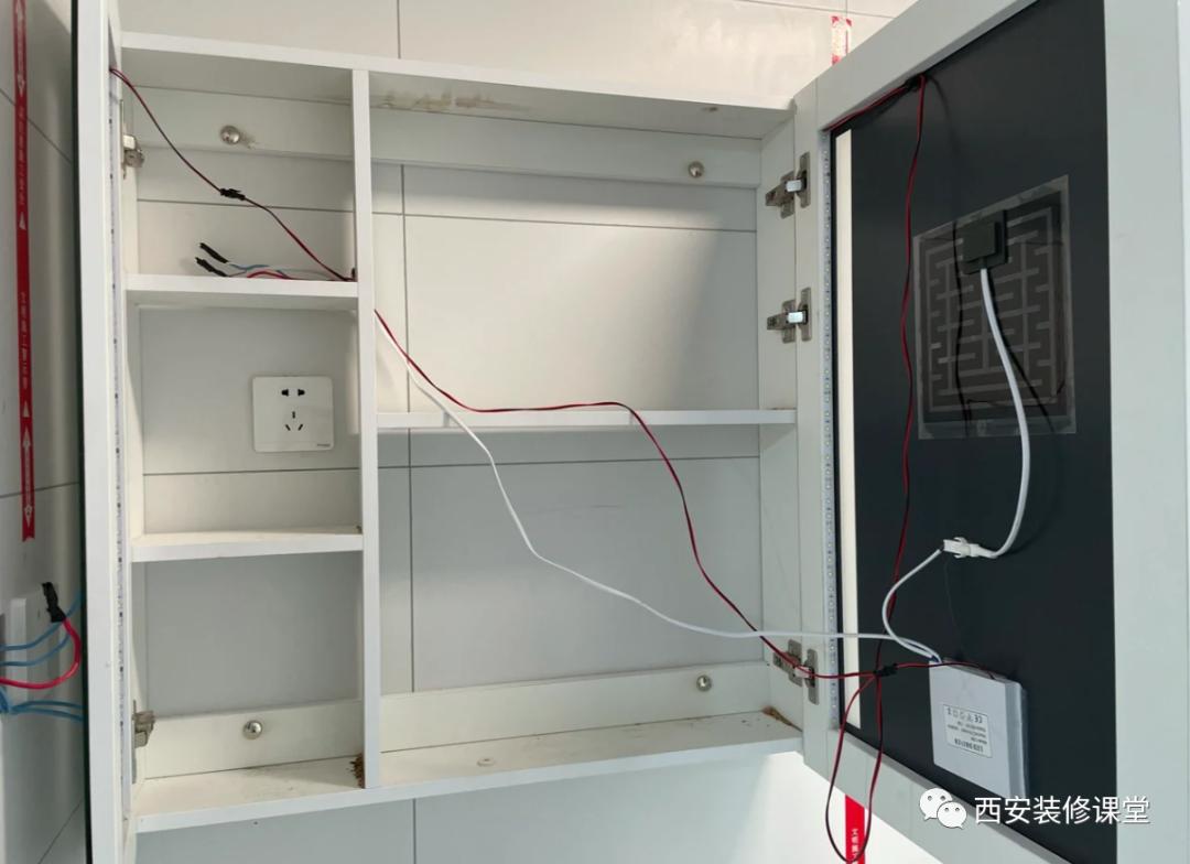 镜柜翻车,镜柜安装翻车