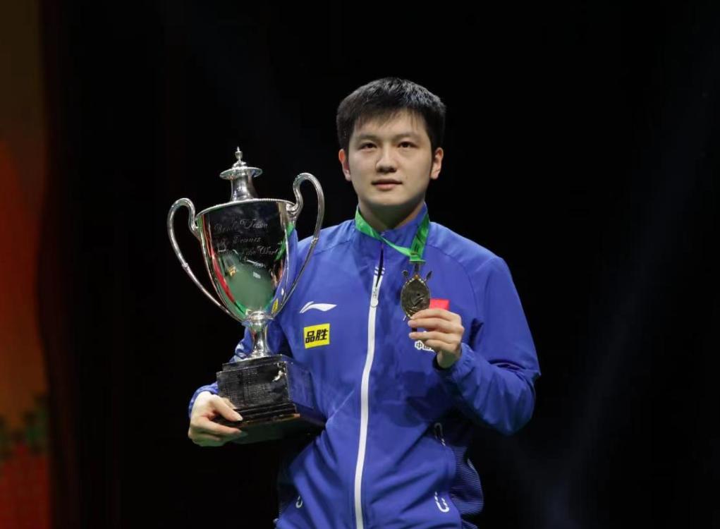 王励勤樊振东单打,王励勤感谢刘国梁视频