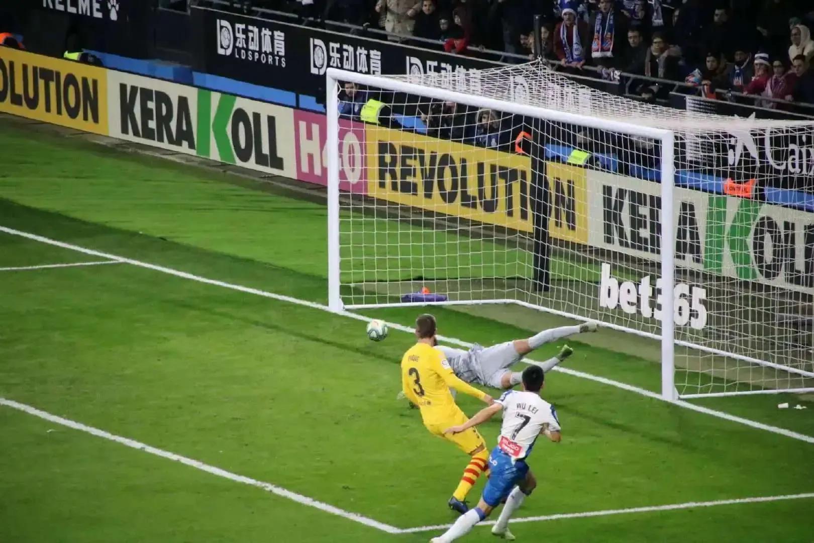 足球壁纸中国国家队,足球高清壁纸4k全屏